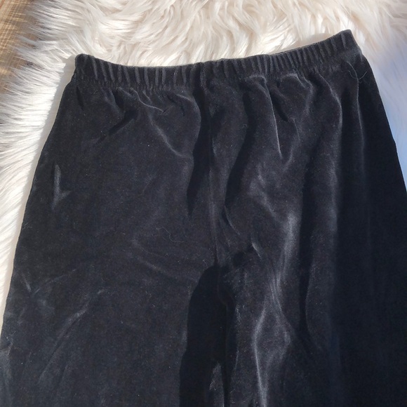 Moda international black velour skinny pant - Picture 2 of 3